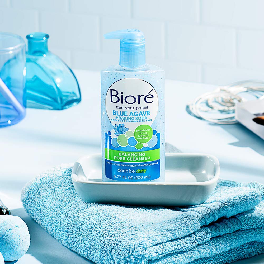 Benefits of Biore Blue Agave + Baking Soda Balancing Pore Cleanser